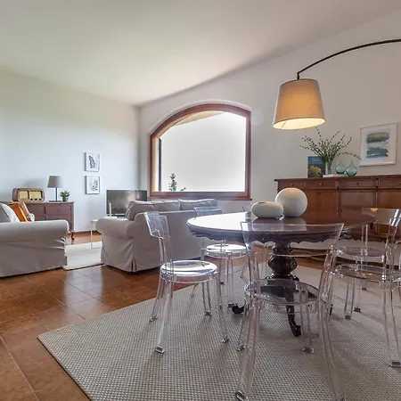 Villa Donatelli - Spacious Panoramic Villa, Perfect For Visiting Tuscany
