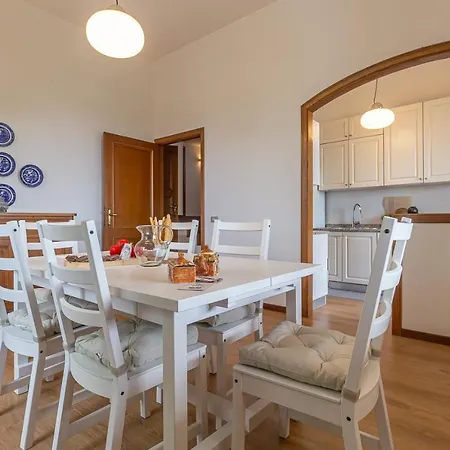 Donatelli - Spacious Panoramic Villa, Perfect For Visiting Tuscany