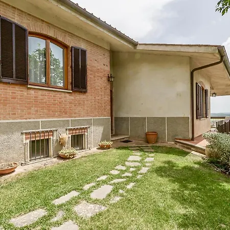 Donatelli - Spacious Panoramic Villa, Perfect For Visiting Tuscany Villa Chiusi